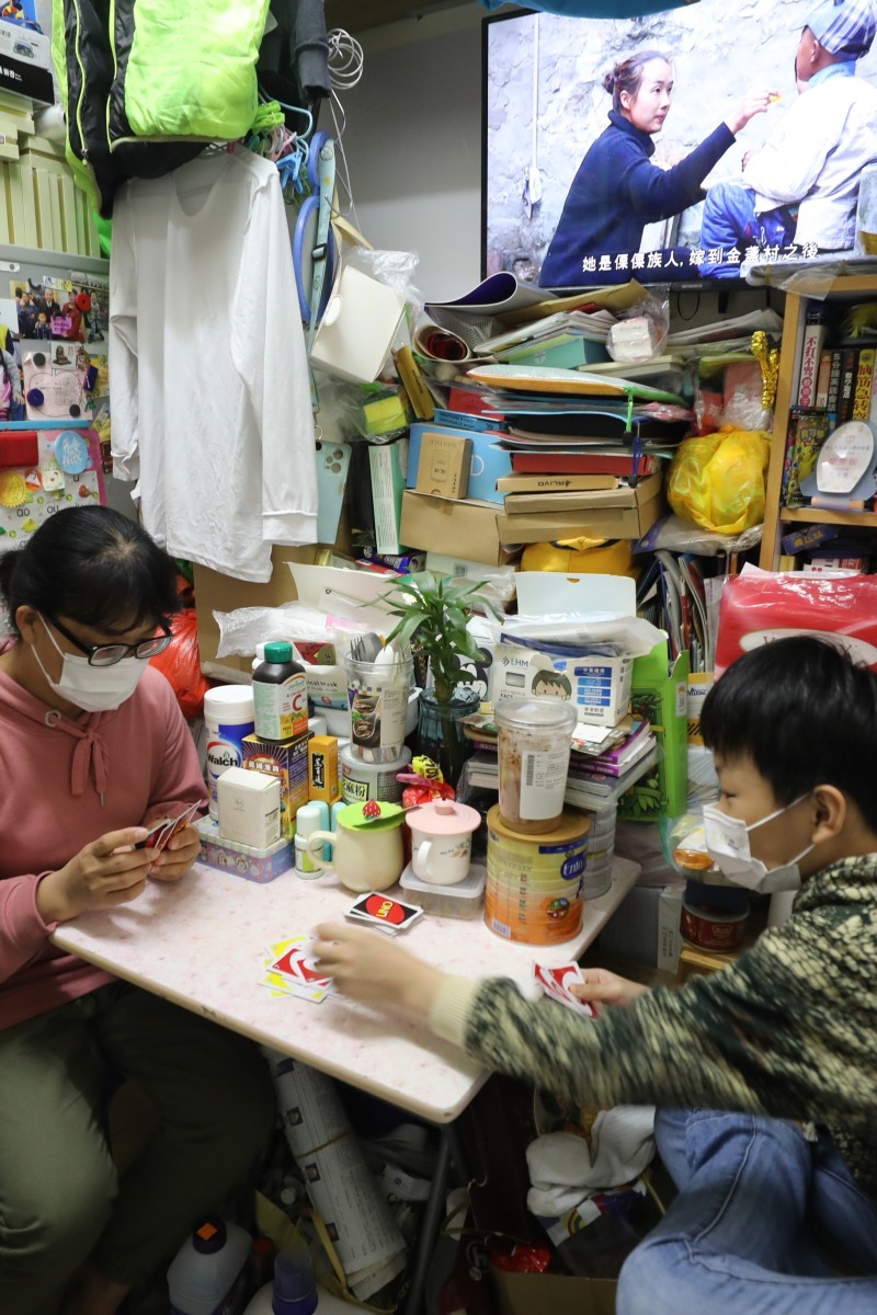 Hong Kong housing minister promises to review public housing policy