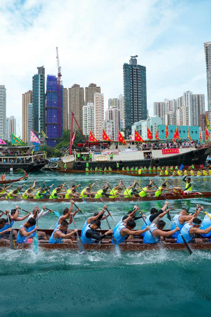 Dragon boat racers draw crowds for Tuen Ng Festival at competitions ...