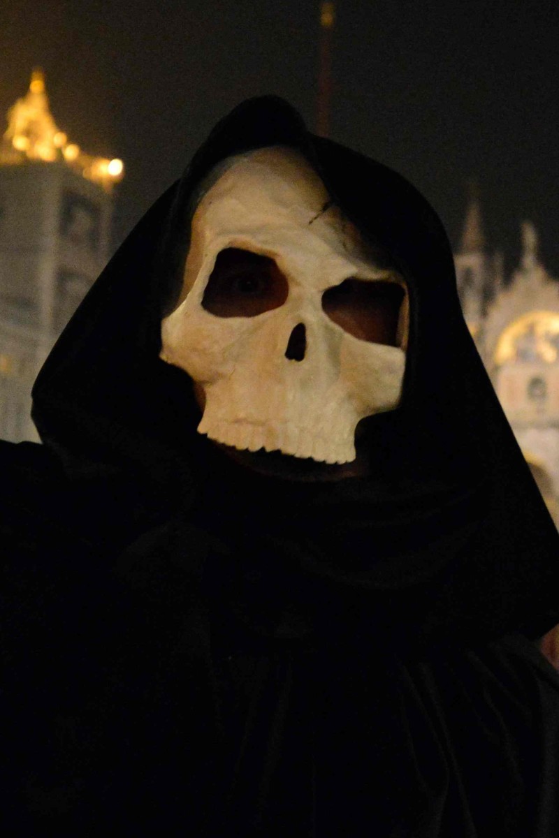 Télécharger gratuitement Images Coronavirus Cake Anyone Italians Fight Fear With Silliness As actualisé salutations