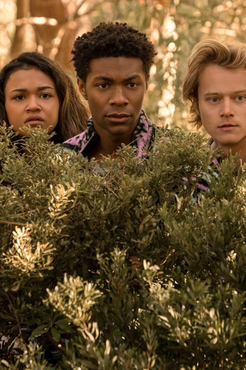 Outer Banks Season 2 Review: Netflix Teen Drama Goes Even Bigger