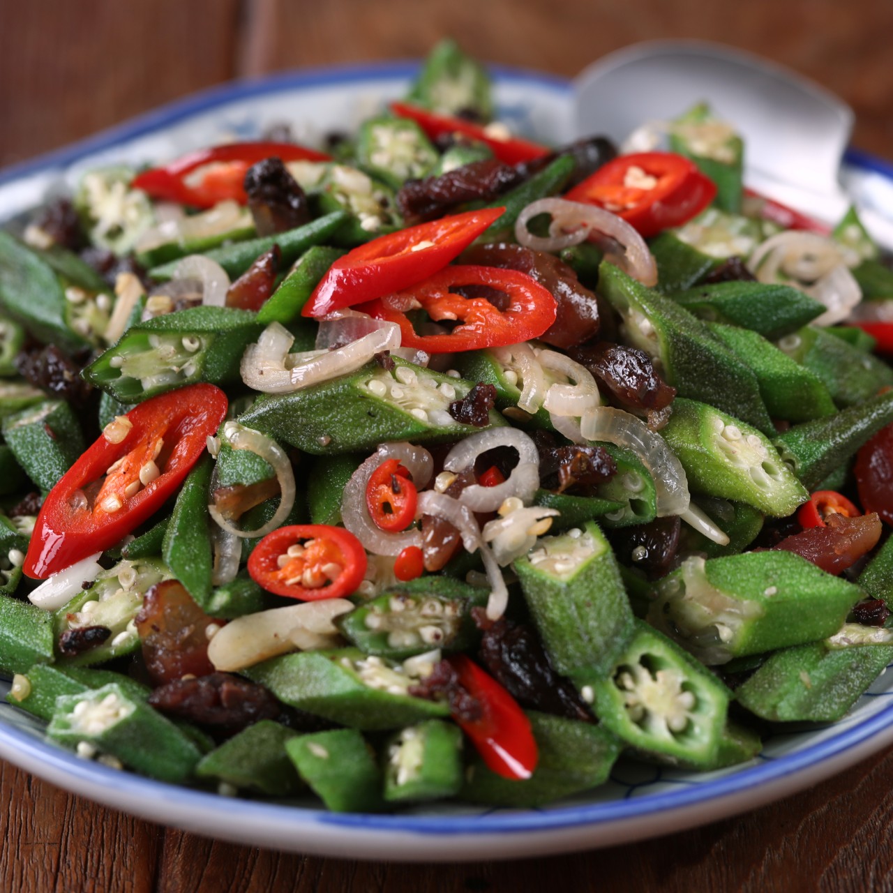 Quick And Easy Chinese Okra With Chinese Sausage Recipe Scmp Cooking