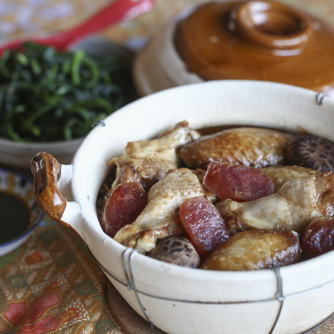 Cantonese Clay Pot Rice With Chinese Sausage Recipe