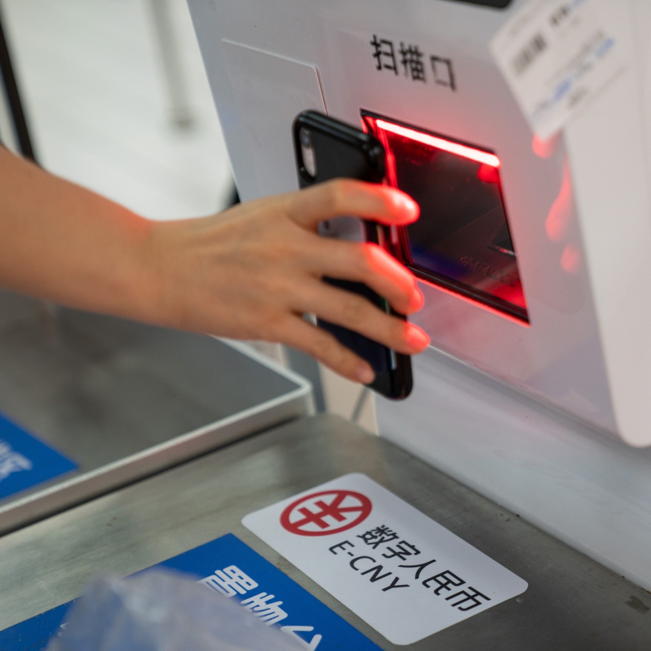 Alipayhk Wins Bid To Provide Qr Code Payment Solution For Hong Kong S Mtr South China Morning Post