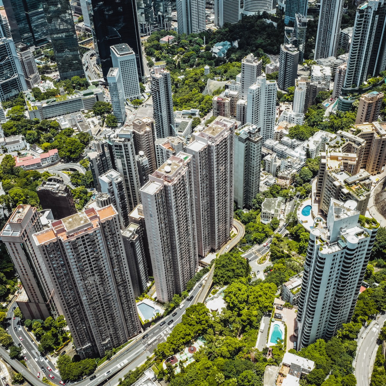 Skyscrapers dot the landscape of Hong Kong’s Mid-Levels. The city’s housing rebound has been led in part by the luxury segment. Photo: Getty Images/iStockphoto