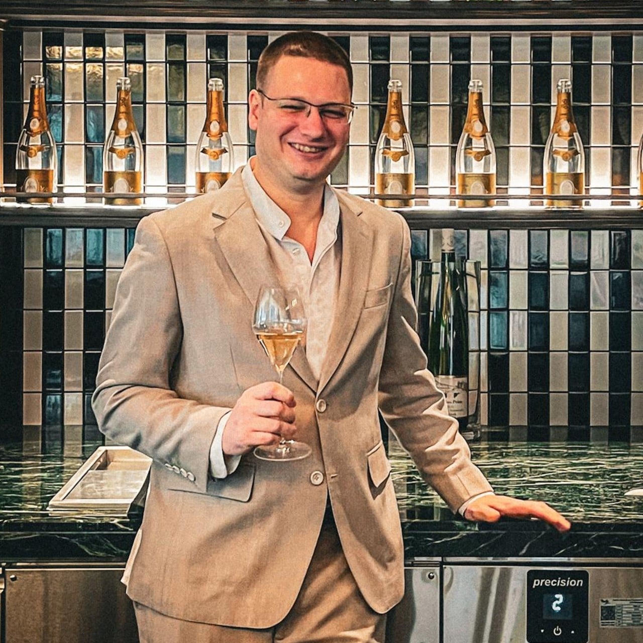 Stanko Luksic is the sommelier at Té Bo, a fine-dining restaurant in Hong Kong’s Quarry Bay neighbourhood. He reveals his favourite restaurants in Hong Kong for French food, and a bar for cocktails. Photo: Té Bo