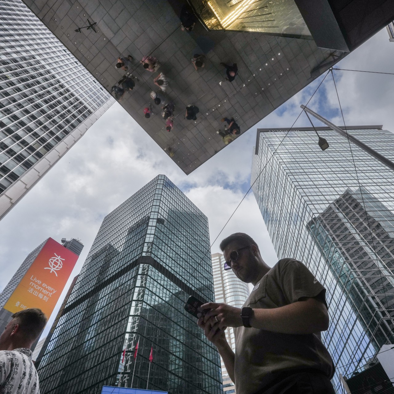 Some 25 per cent of respondents say AI adoption will require them to expand their office footprint, according to CBRE. Photo: Sun Yeung
