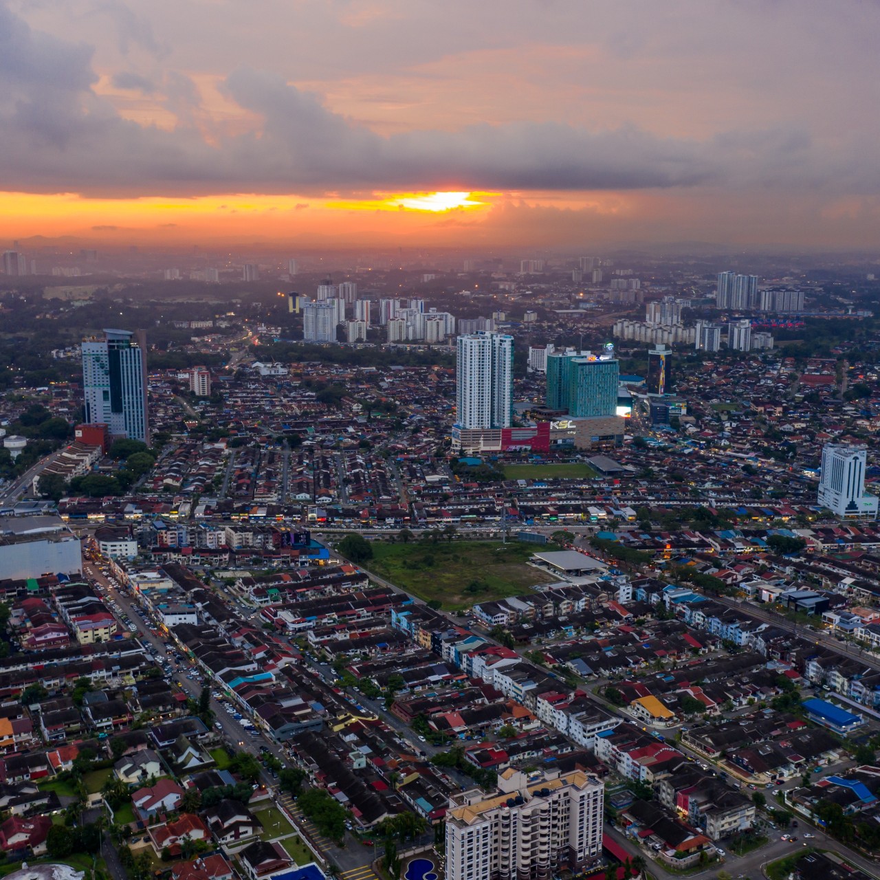 How Johor Bahru In Malaysia Long In Singapore S Shadow Is On The