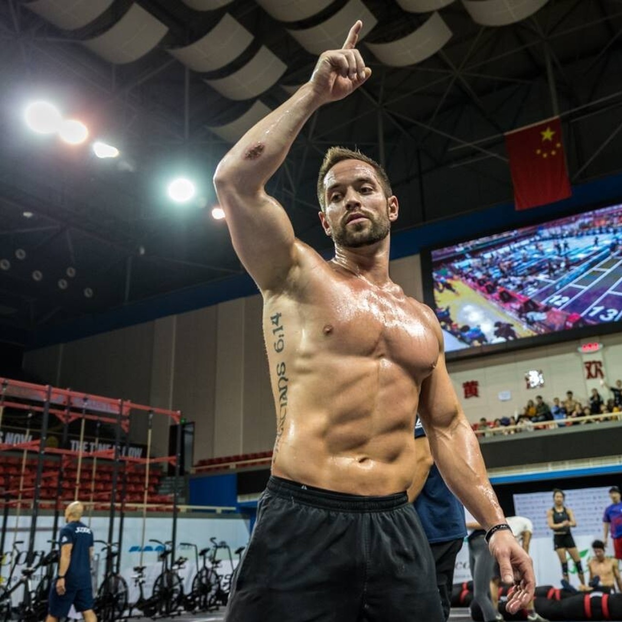 How To Get The Toilet Paper Arms In Roblox Noodle Arms لم يسبق له