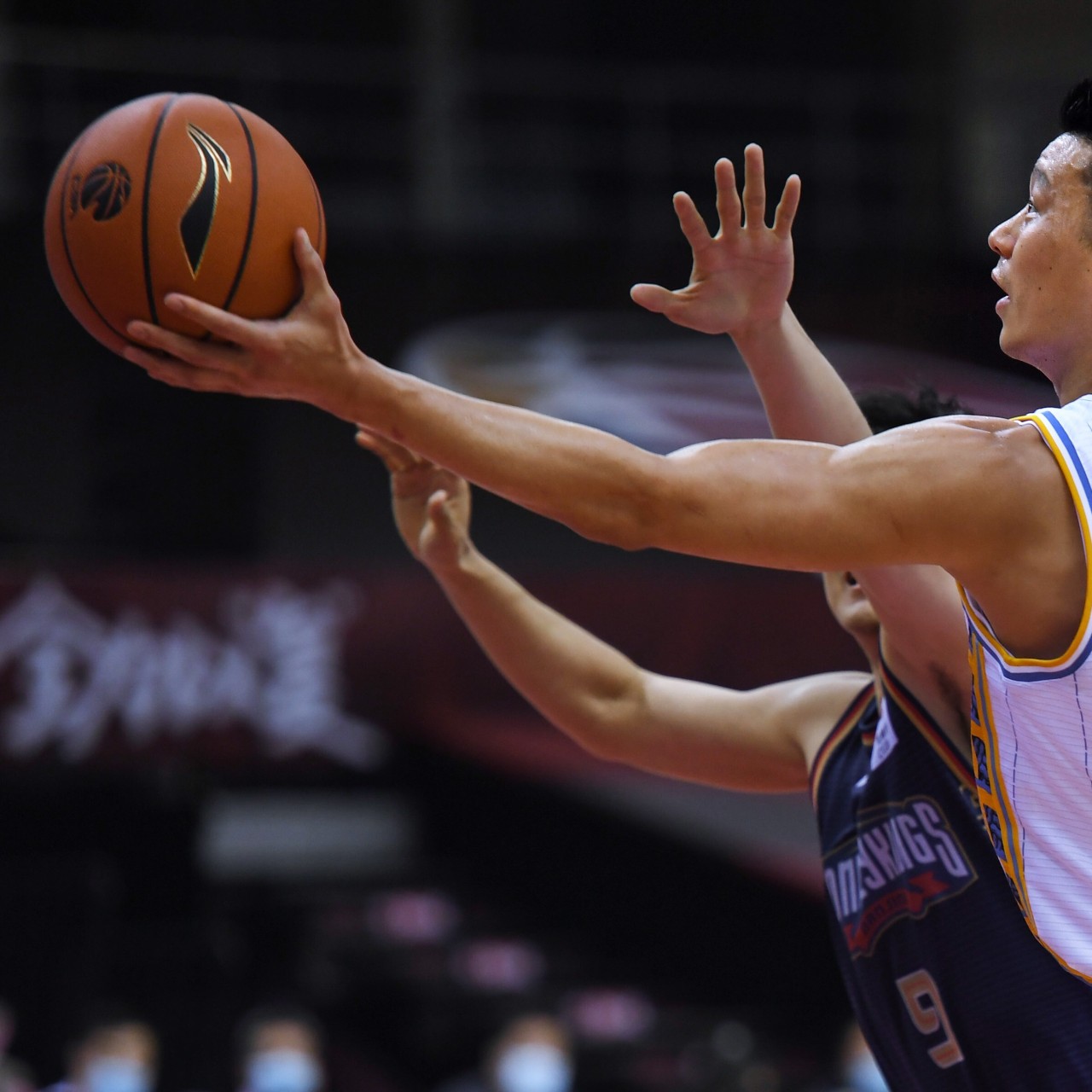 Cba Jeremy Lin S Beijing Ducks Beat Guangzhou Loong Lions To Go