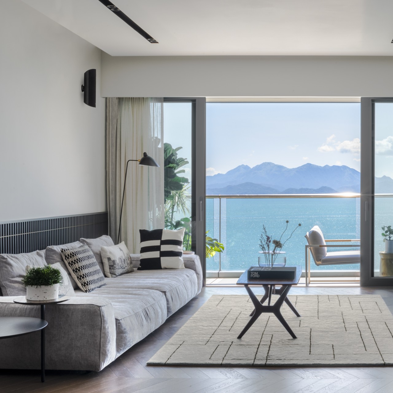 Los Angeles And Hong Kong Offer Opposing Urban Models But