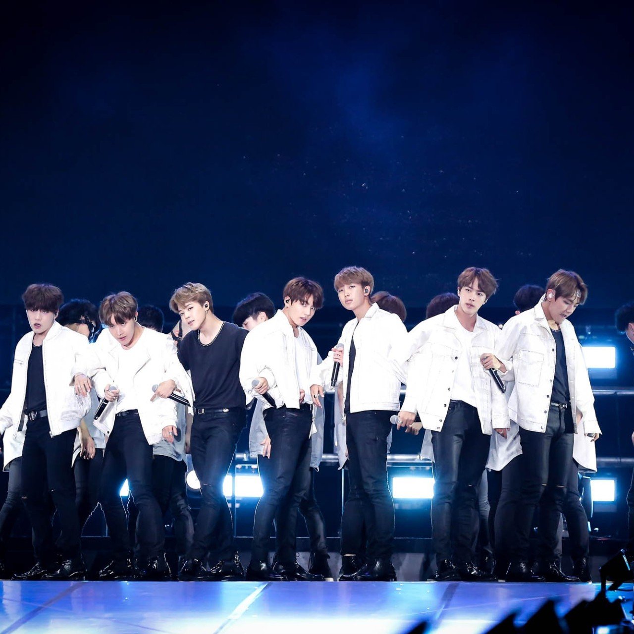 K-POP・アジア THE WINGS TOUR    BTS maxresdefault.jpg?sqp=-