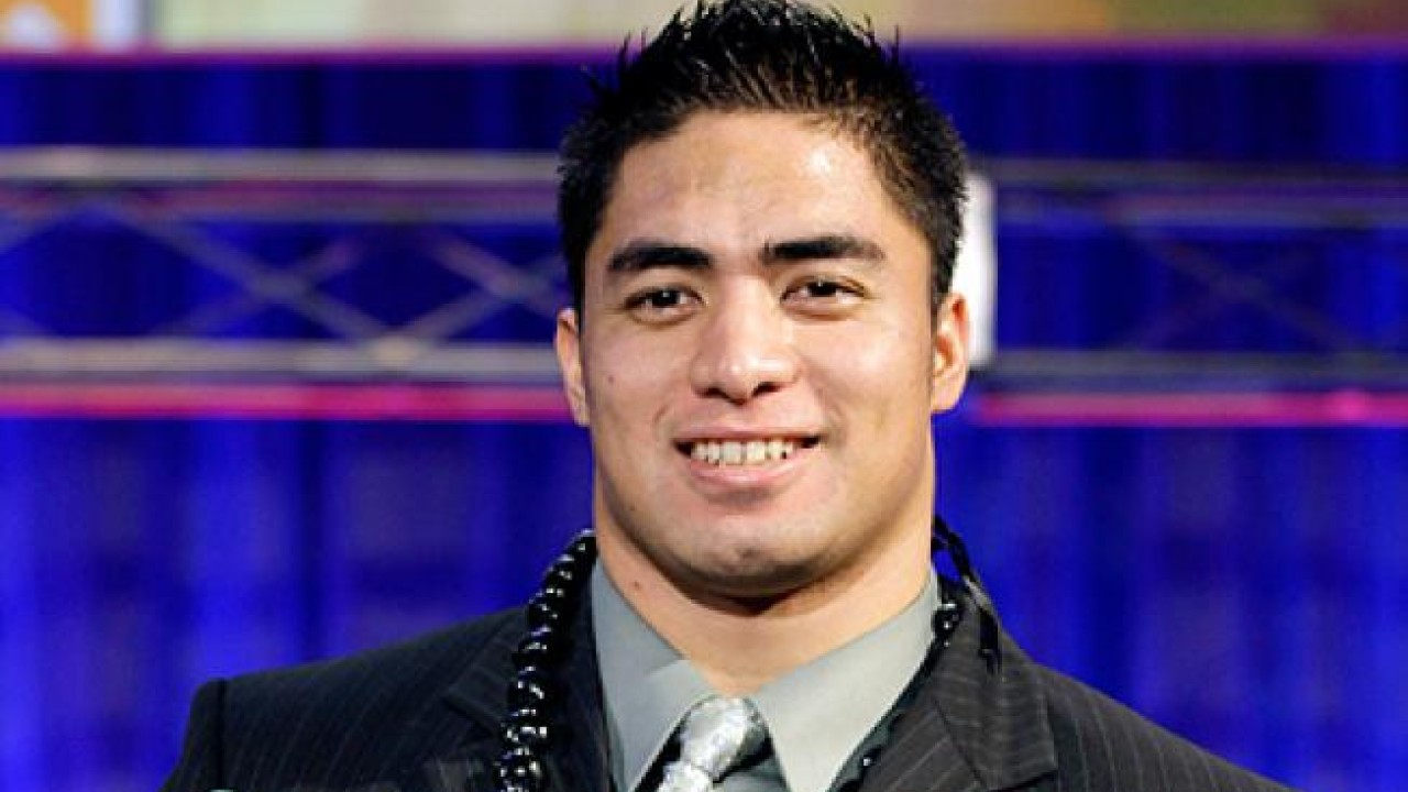 Manti Te'o denies 'faking' girlfriend