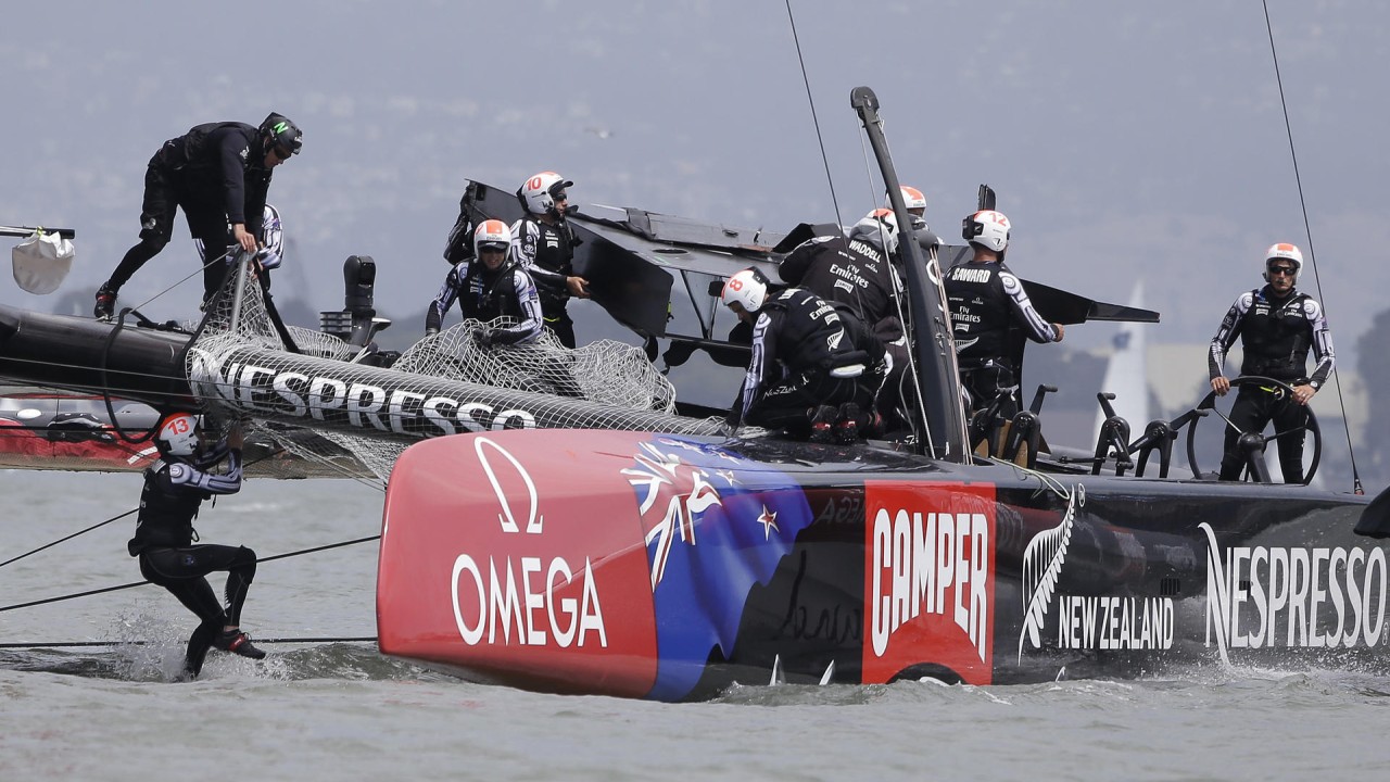 File:Emirates Team New Zealand at the Louis Vuitton Cup 2013.jpg