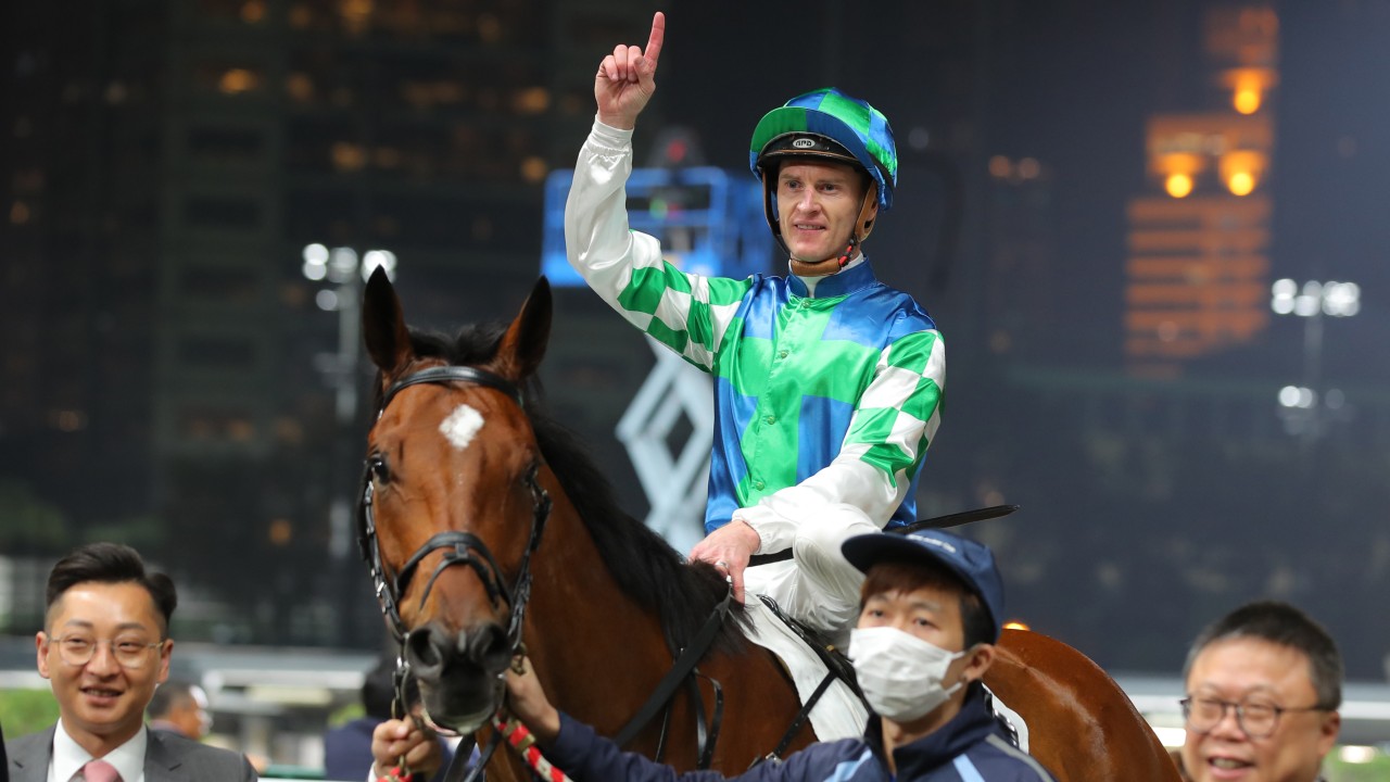 Zac Purton and Copartner Prance will combine to pursue a fourth straight win at Happy Valley. Photos: Kenneth Chan