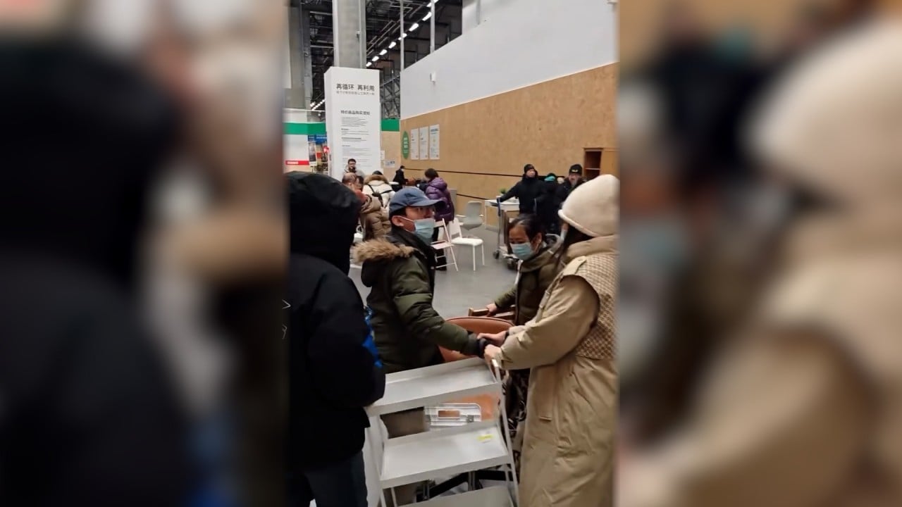 Scuffles break out at Ikea clearance sale in China