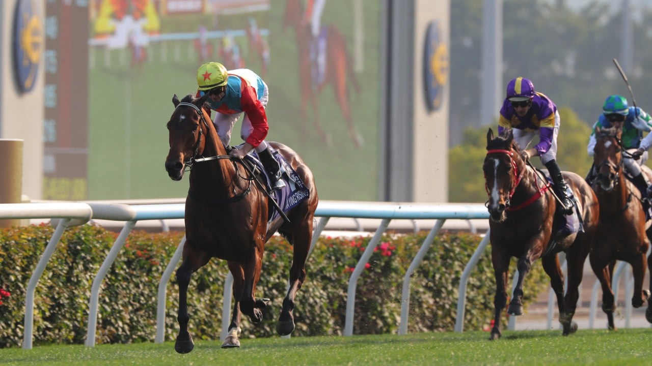 Ka Ying Rising cruises to victory in the Group One Queen’s Silver Jubilee Cup at Sha Tin. Photo: Kenneth Chan