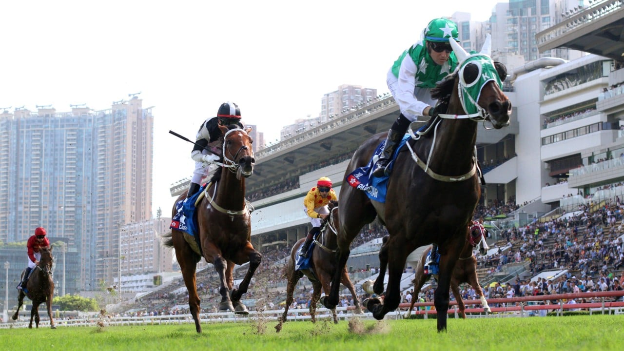 Pakistan Star jogs home to lead a Tony Cruz trifecta in the 2018 Champions & Chater.