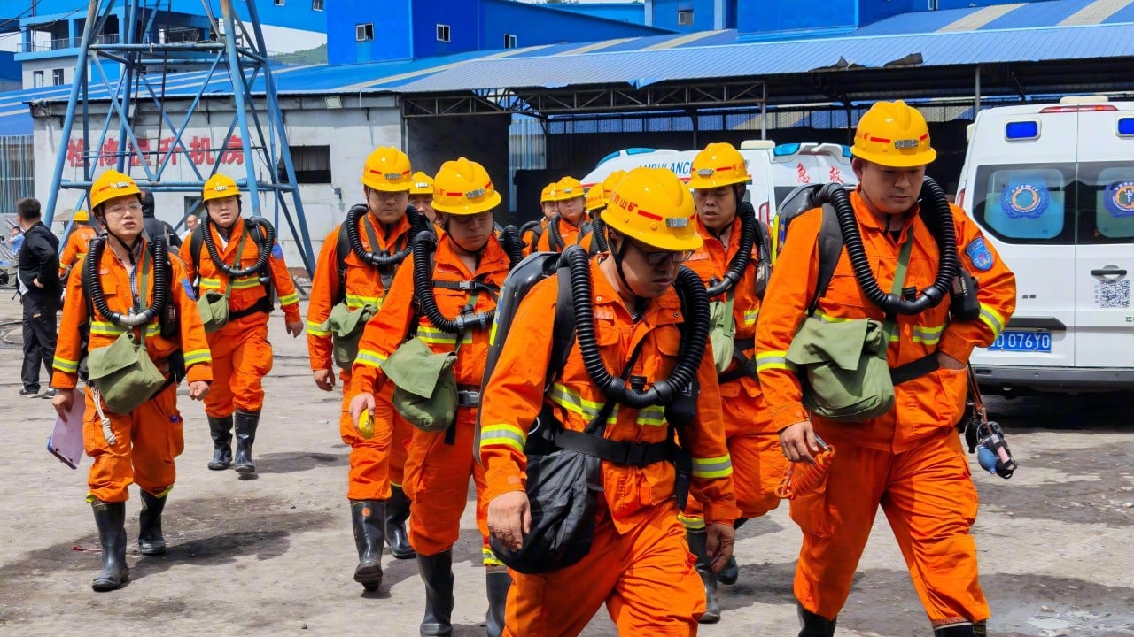 Search on for survivors at China mine accident