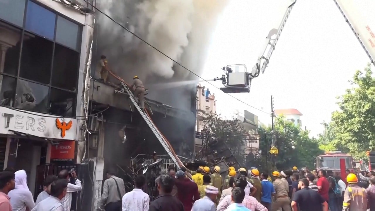 Fire in northern India kills 14, mostly students