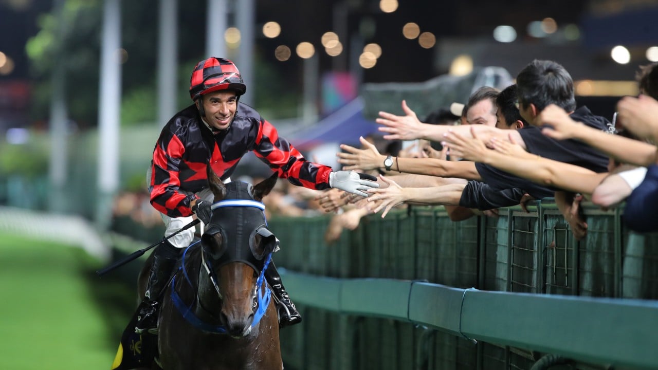 Joao Moreira returns aboard Dancing Classics at Happy Valley.