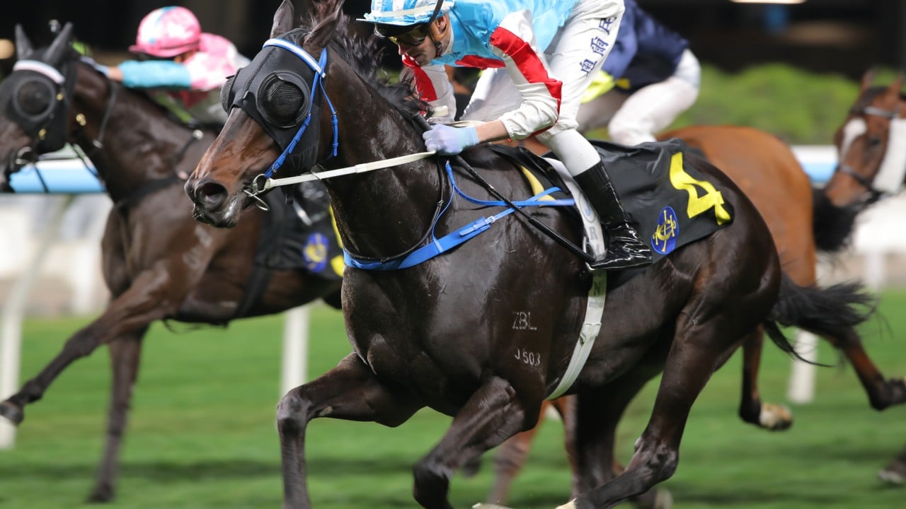 Somelovefromabove, ridden by James Orman, scores at Happy Valley.