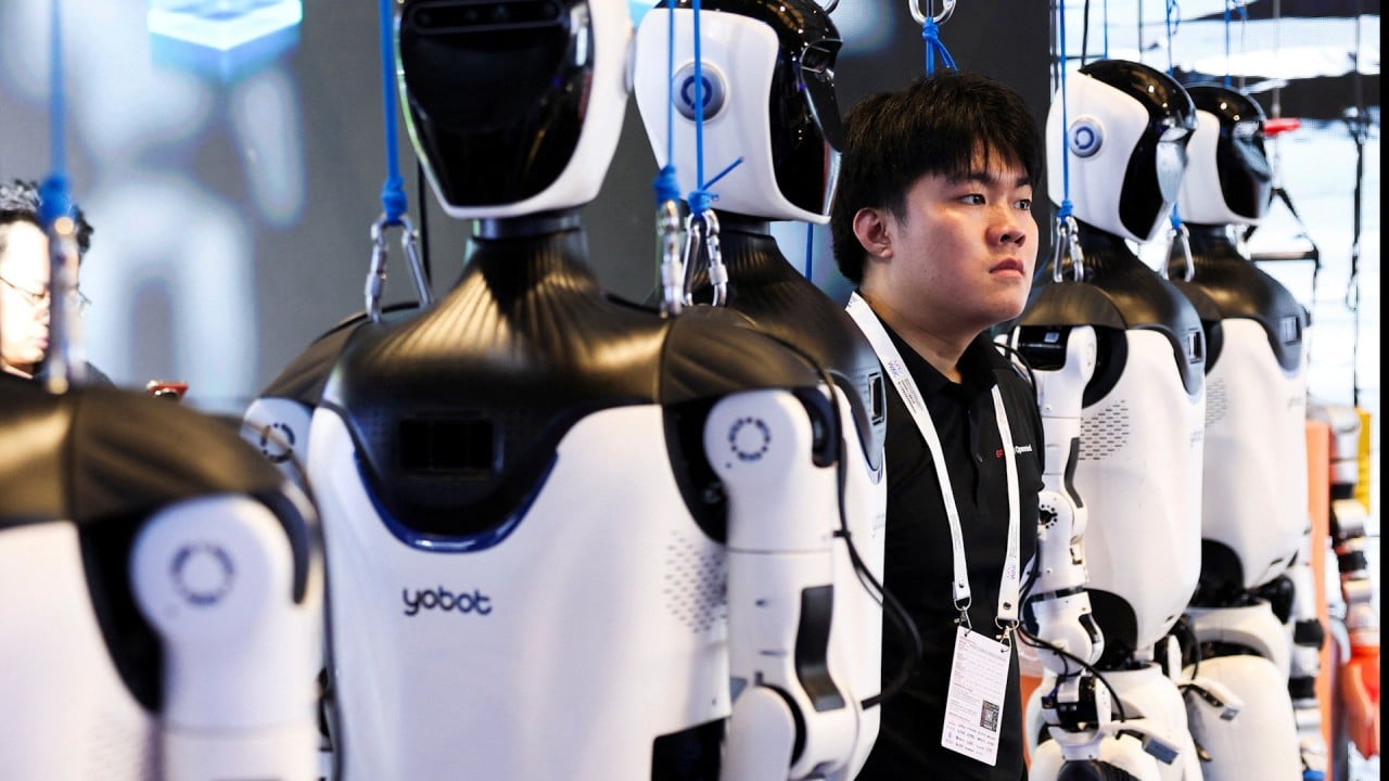 Tech self-reliance dominates China’s AI conference