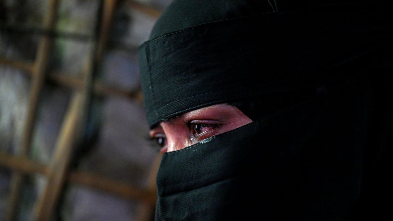 Rohingyas risk deadly voyages as trafficking surges