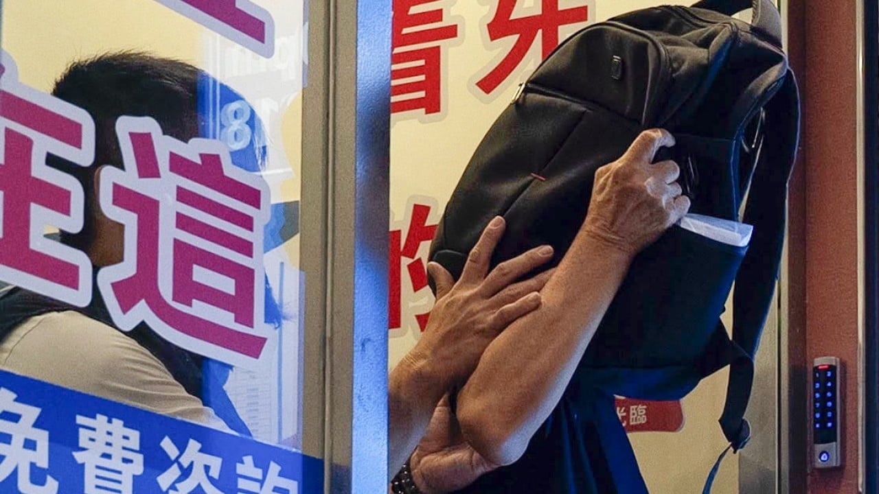 Mainland Chinese dental centres in Hong Kong come under scrutiny
