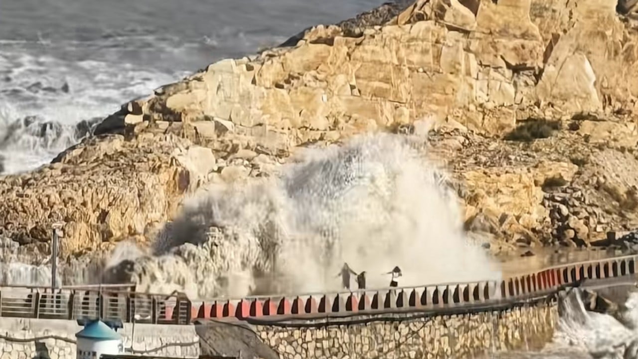 Typhoon Dolphin batters China’s eastern provinces