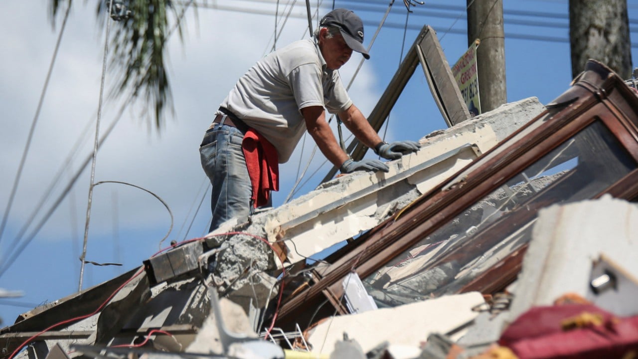 Colombia ravaged by 7.4 magnitude earthquake