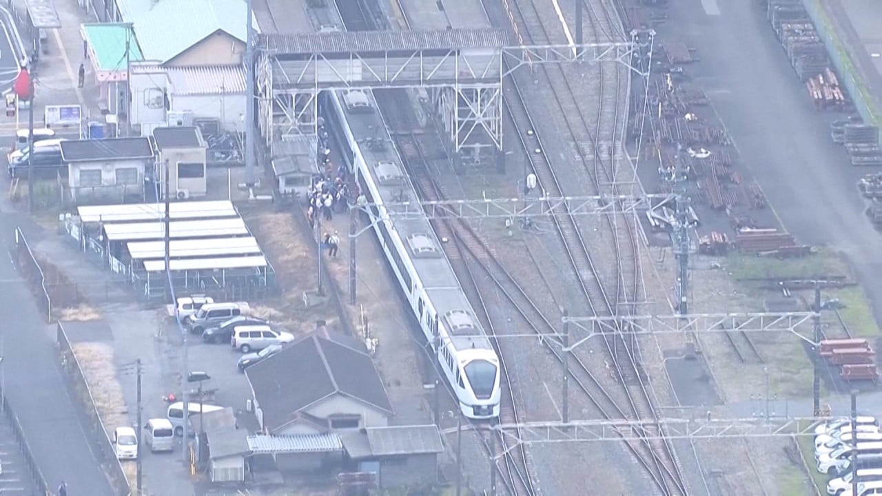 Japan express train accident kills 4 workers