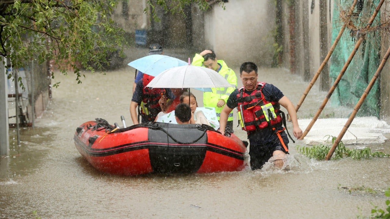 Typhoon Narra causes flash floods in China