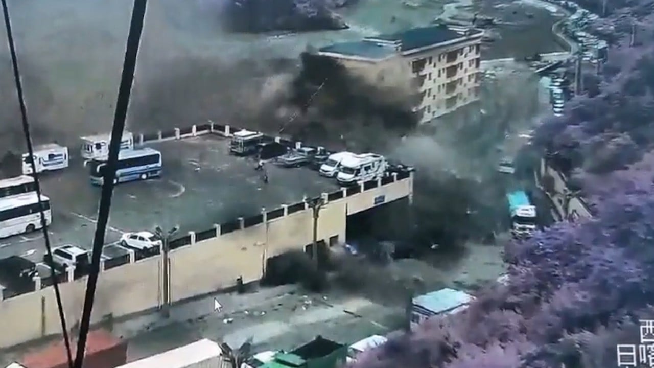 Beijing sends rescue teams to China-Nepal border disaster
