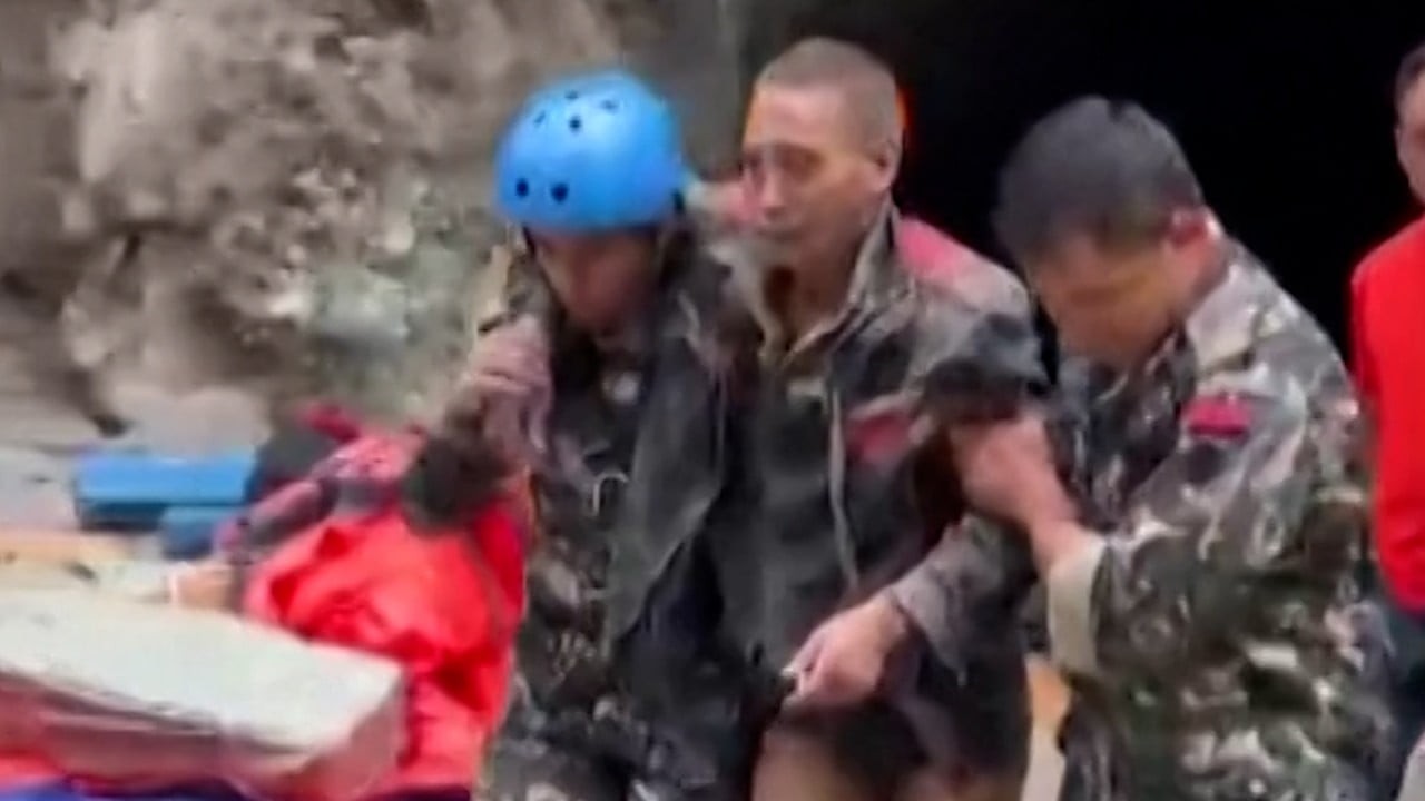 Two rescued in Nepal 10 days after disaster