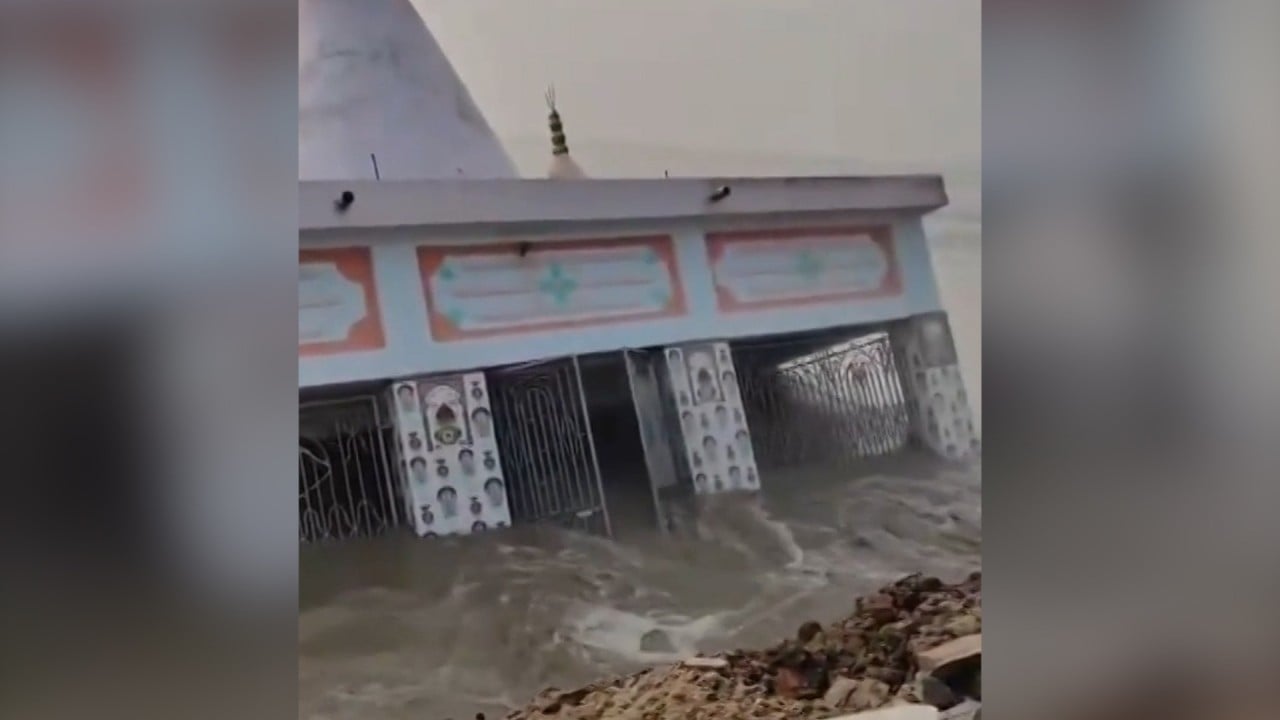 River swallows 175-year-old Indian temple