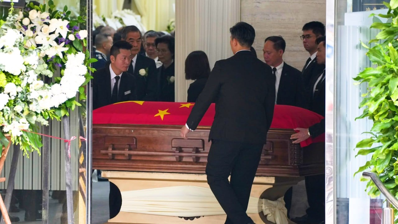 Tung Chee-hwa honoured with state funeral