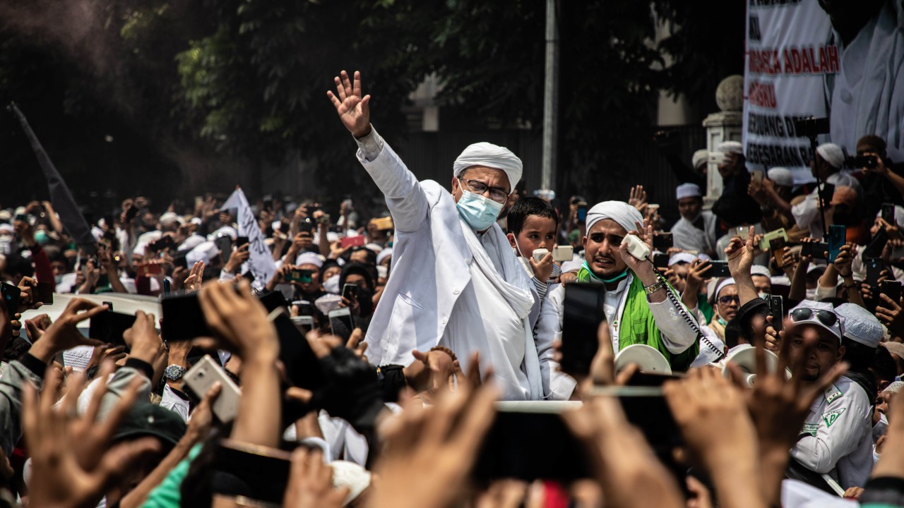 Hardline Indonesian Cleric Returns From Saudi Exile To Call For Moral Revolution South China Morning Post