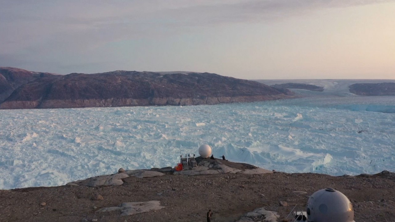 Climate change disaster: a Greenland glacier shrank 6 miles in 14 years