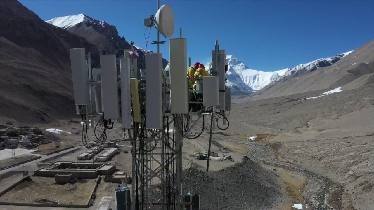Chinese engineers from Huawei, China Mobile build world’s highest 5G base station on Mount Everest