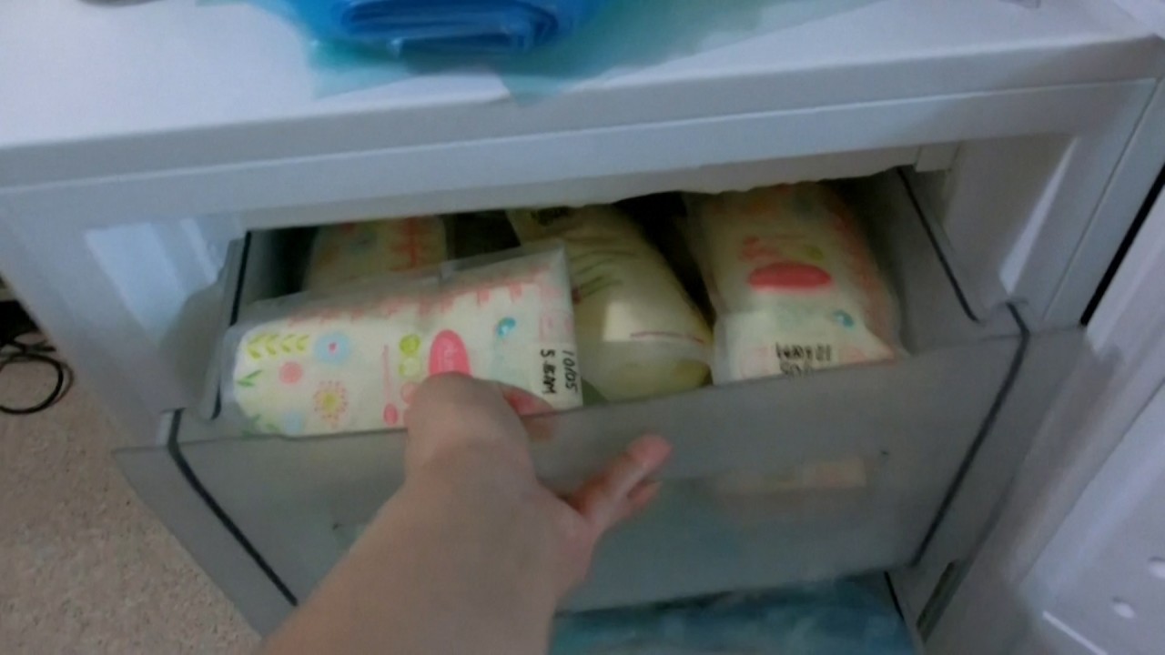  Separated by the virus, Malaysian mother sends breast milk to baby back home