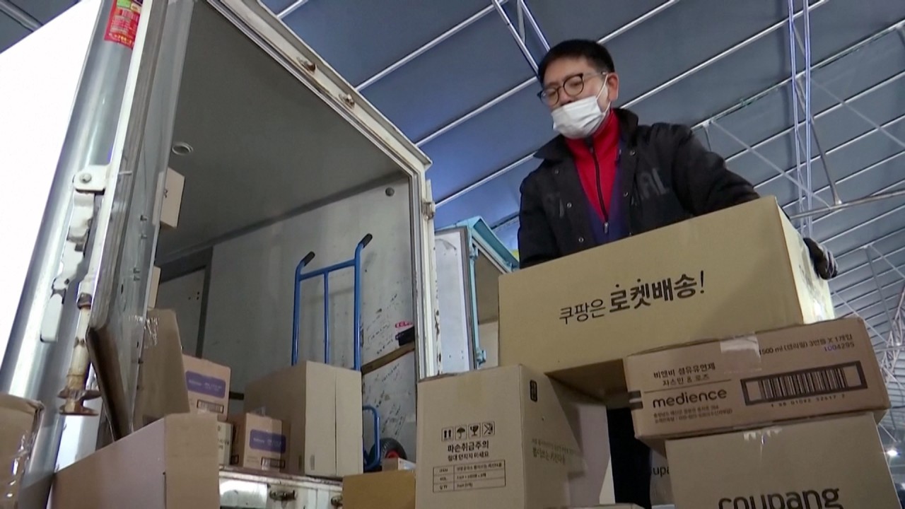 Deaths of South Korean couriers blamed on overwork during pandemic delivery boom 