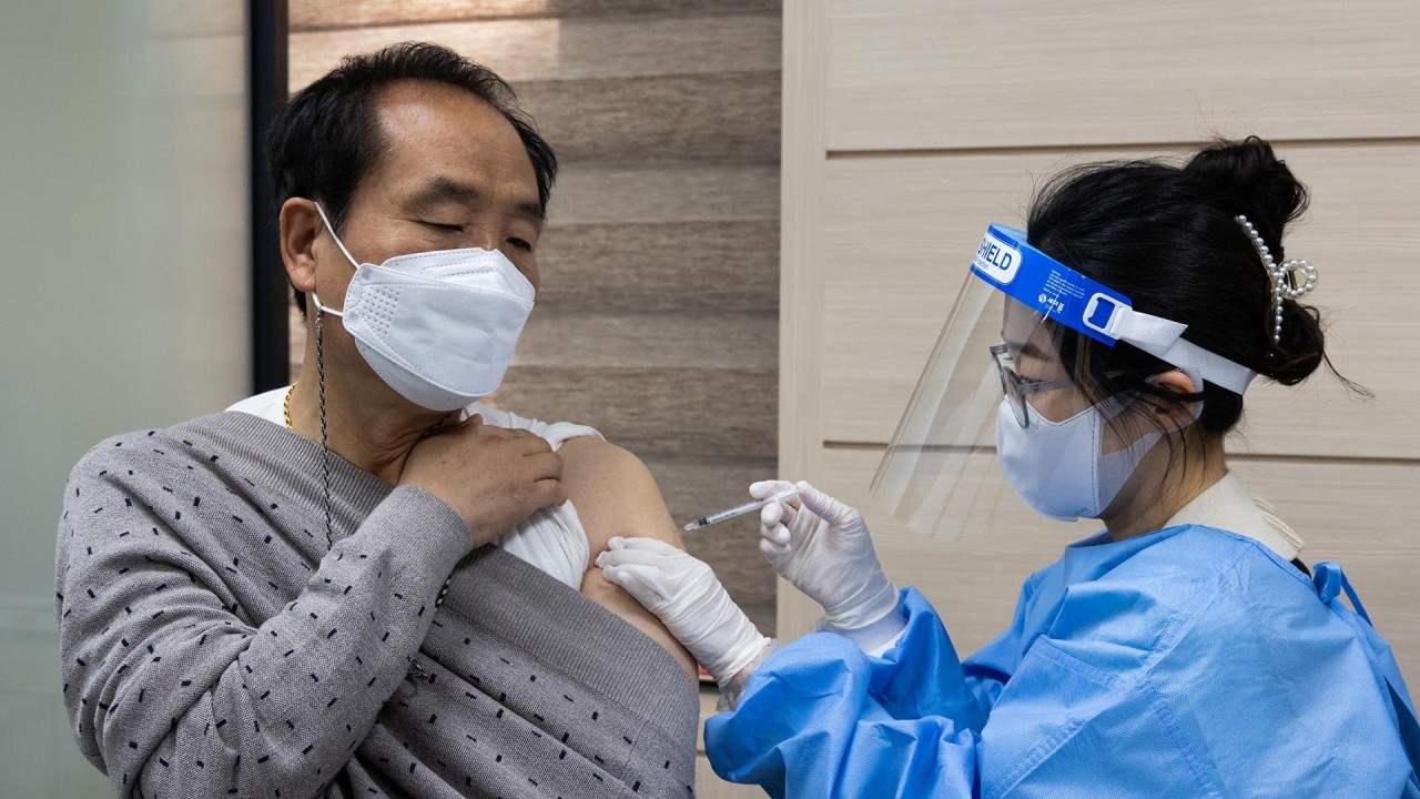 South Korea braces for possible fourth coronavirus wave amid slow vaccination drive