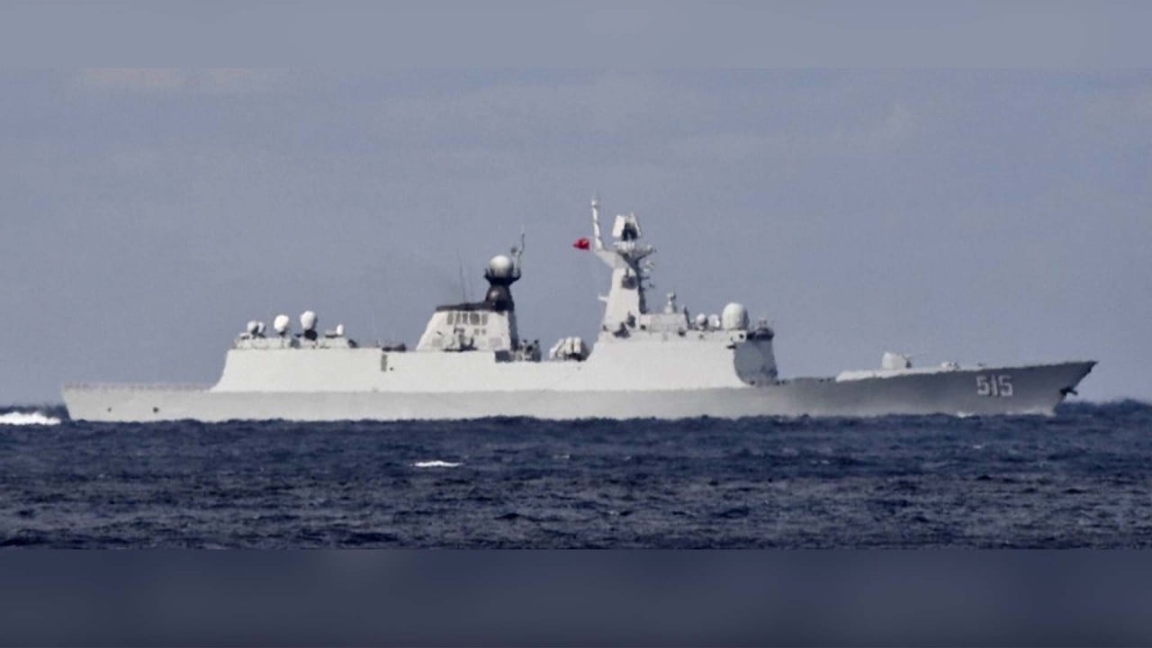 Chinese, Russian warships sail through Japan strait for first time