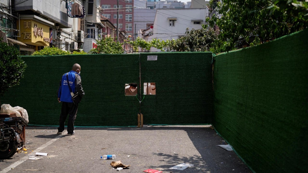 Shanghai residents under Covid lockdown protest against lack of food