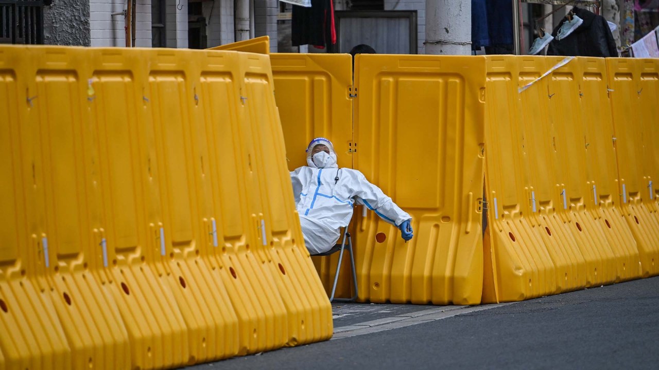 China told ‘stabilise economy to protect lives’ as zero-Covid debate rages – South China Morning Post China told ‘stabilise economy to protect lives’ as zero-Covid debate rages – South China Morning Post
