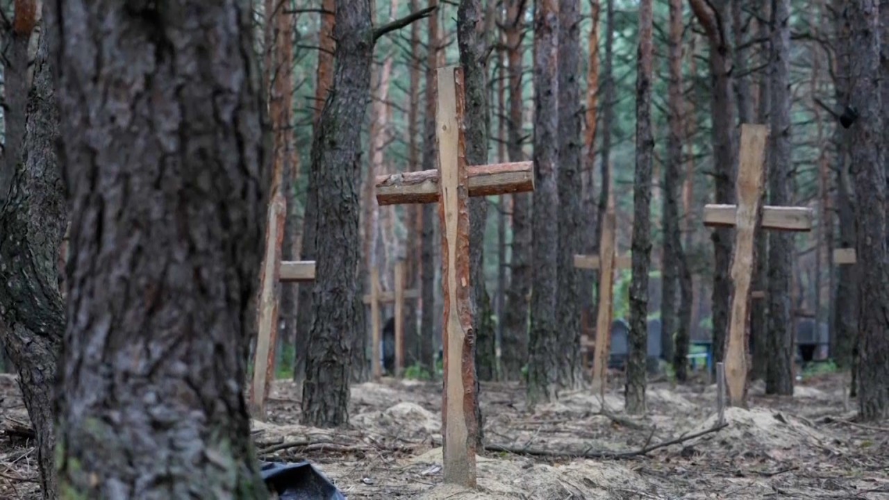 Ukraine says mass graves found in Izium after city recaptured from Russia