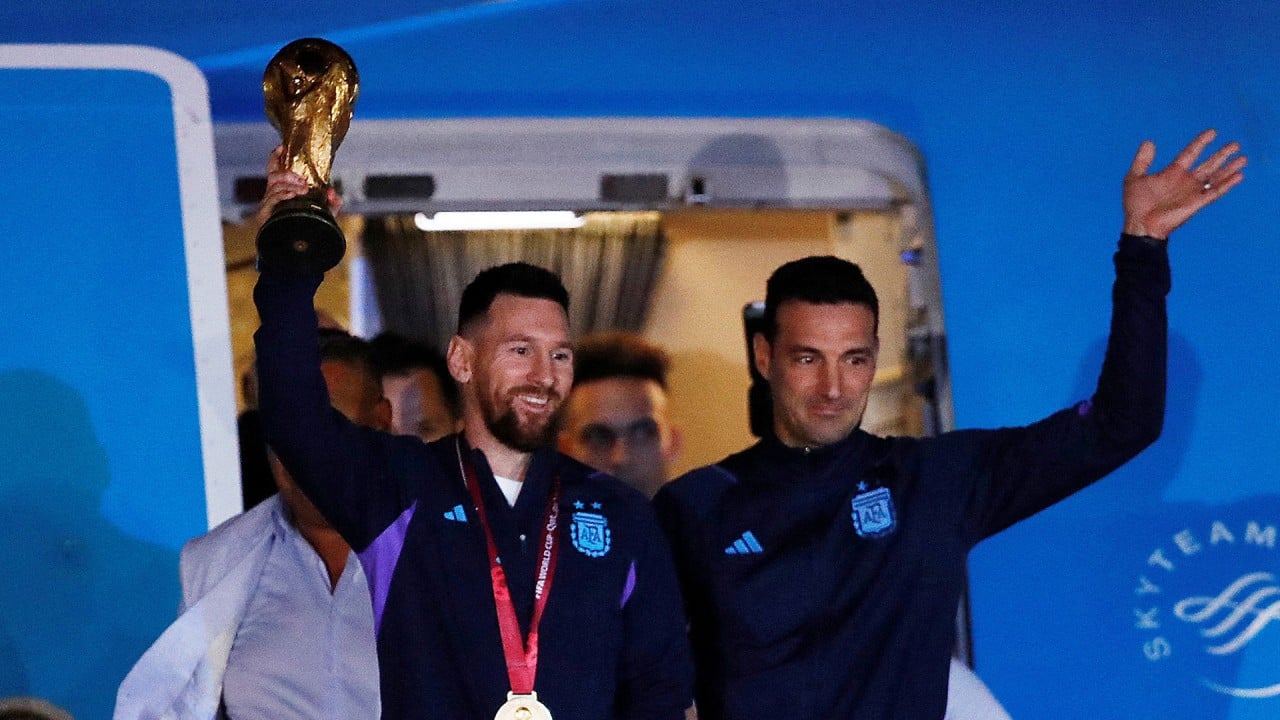 Sea of fans greets Lionel Messi and Argentina team at home after World Cup victory