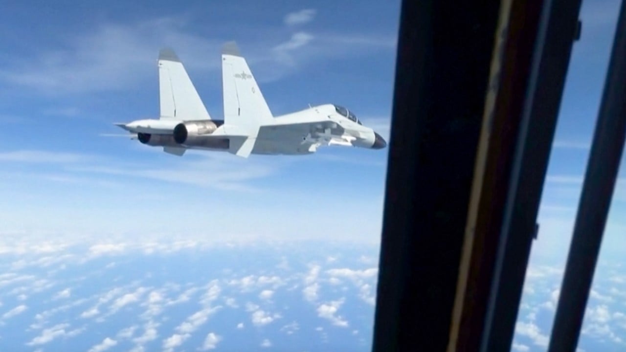 Chinese fighter jet almost collides with US military plane over South China Sea