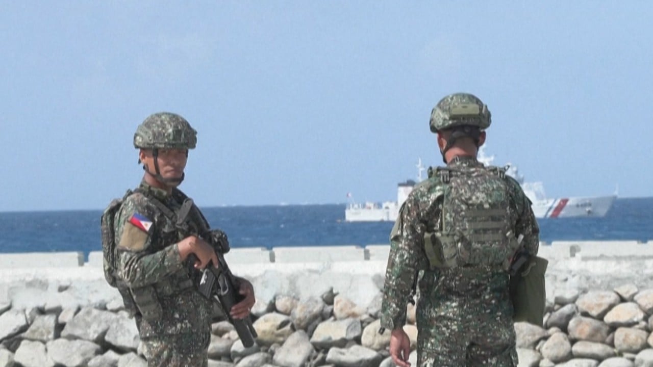 Mar de China Meridional: la guardia costera china culpa a los barcos filipinos por la ‘colisión’ cerca del controvertido Second Thomas Bank.