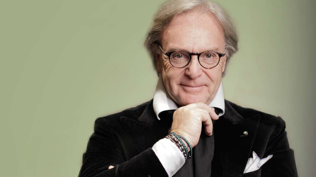 Diego Della Valle Gives Back to His Country - WSJ